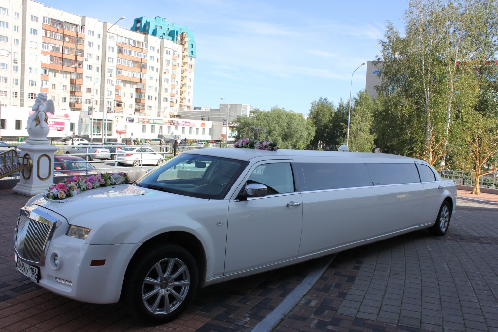 Chrysler 300C - Rolls Roys Edition